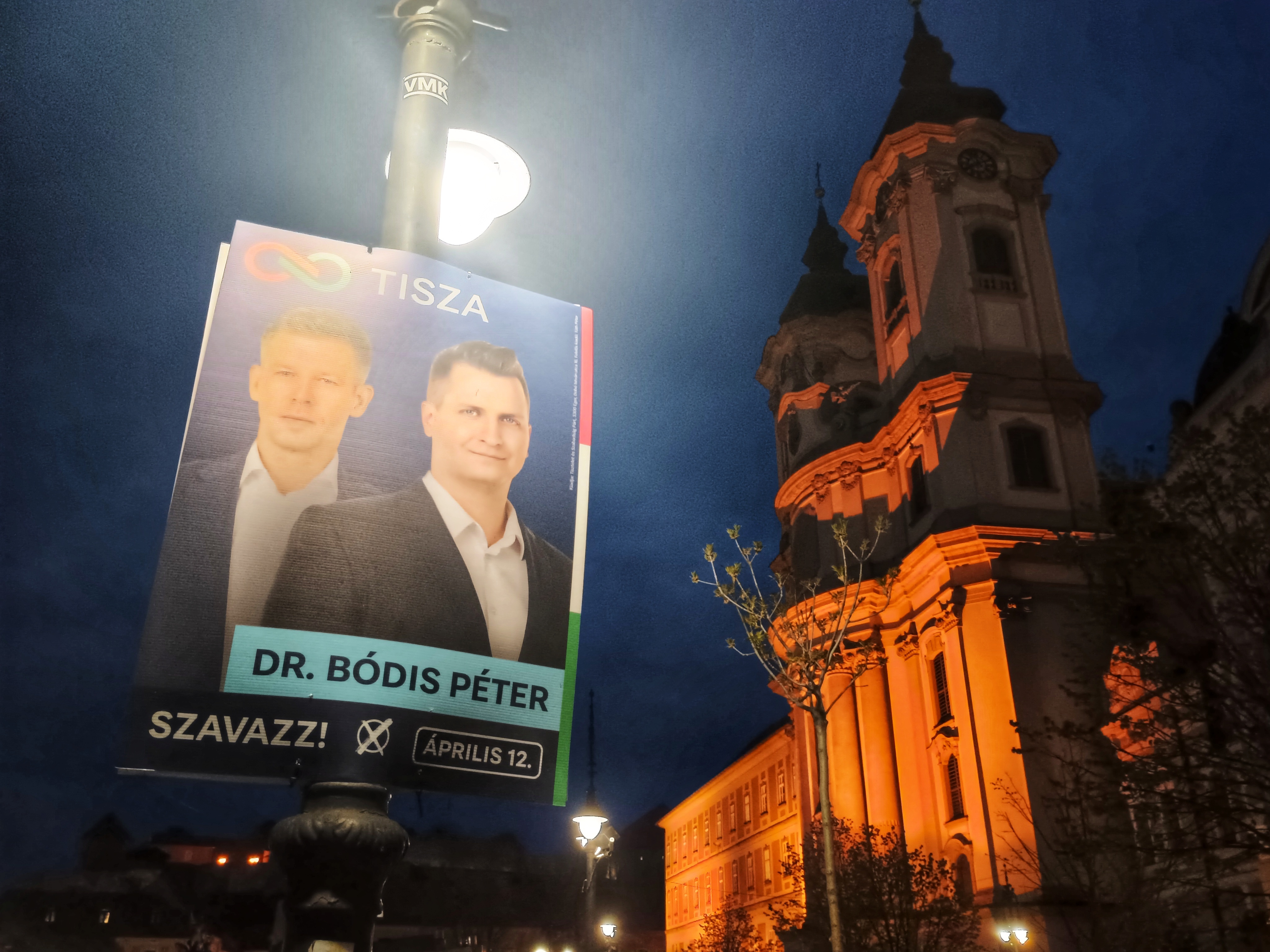 Felmérés az urnazáráskor: jelentős Tisza-előnyt mért a 21 Kutatóközpont ...