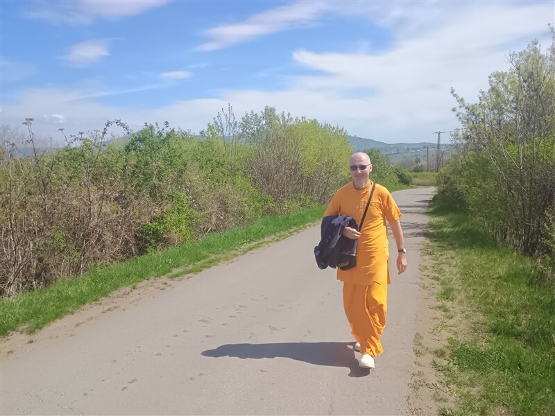 1000013207 800 x 600