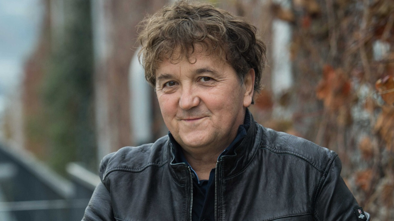 Meghalt Scherer Péter