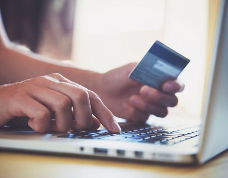 online csalás2
