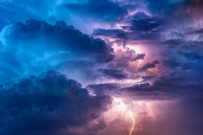 thunderstorm-3625405_1280