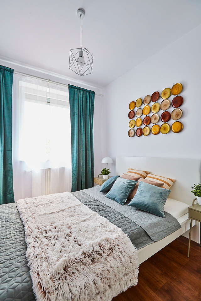 egriugyek-flatco-kep1-akiadolakasokkinalatajellemzoensokszinu