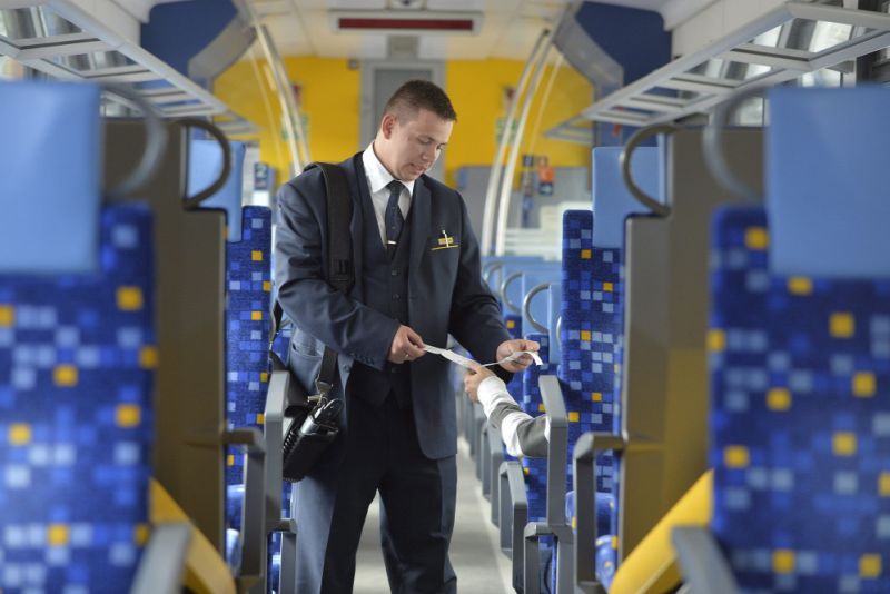 kalauz-vonat-mti-máthé-zoltán