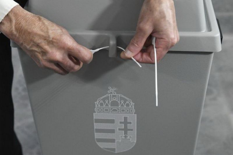 szavazás-mti-koszticsák-szilárd (1)