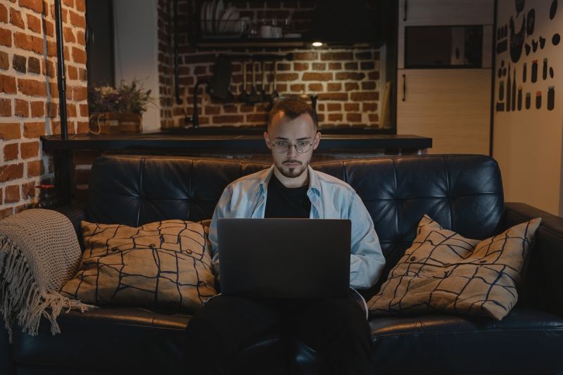 egriugyek-in-management-kep1-akoronavirusokanatavmunkaeloterbekerult