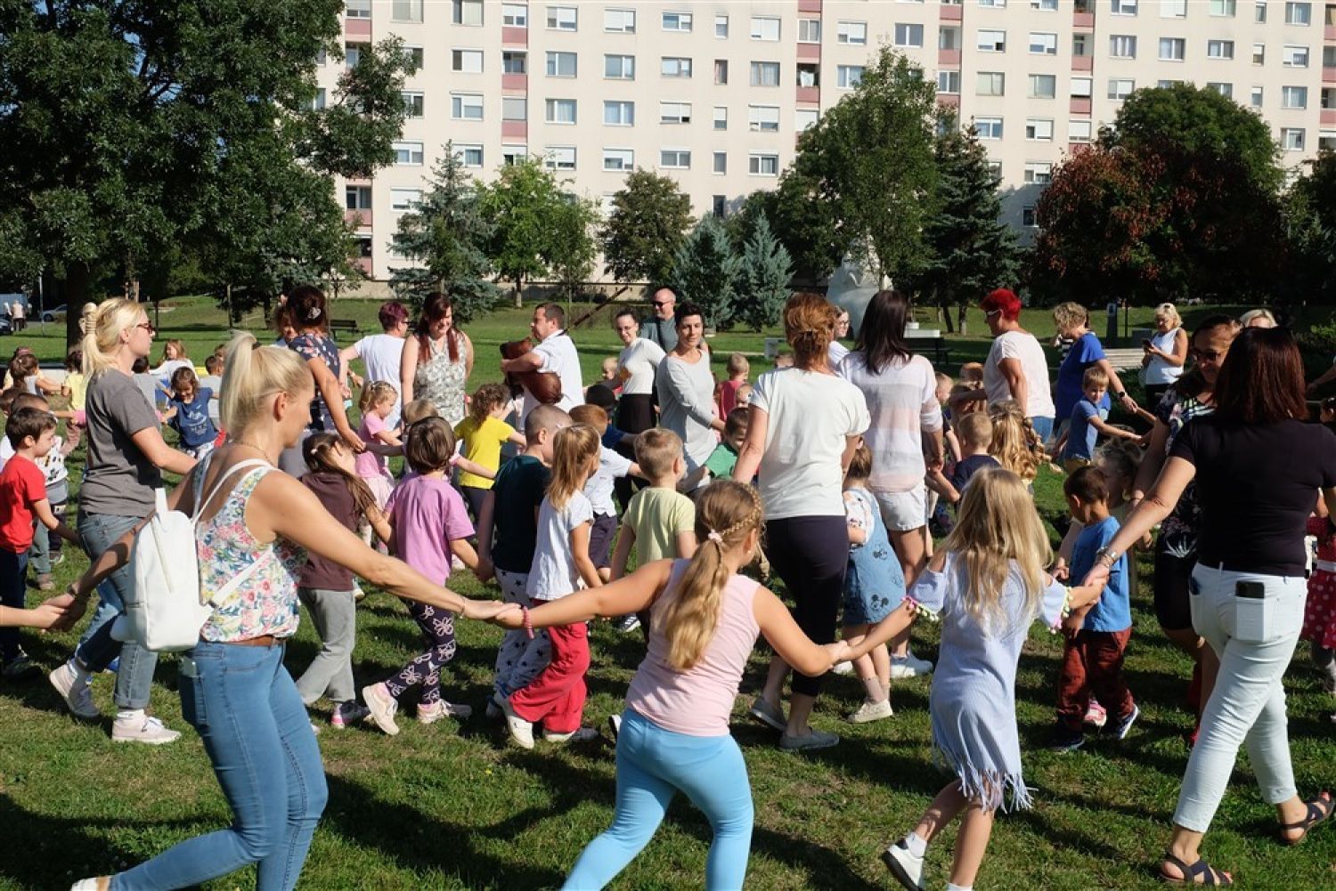 Es la Semana de la Salud en el jardín de infancia de Felsővárosi: el tema es la Cosecha y las Uvas